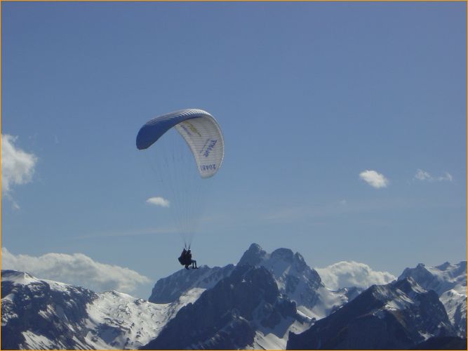 tandemflug mit alpstein im hintergrund